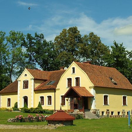 Dworek Szarki Exterior photo