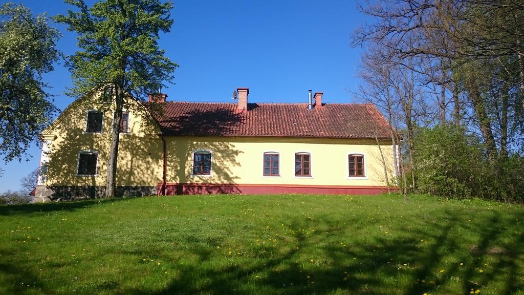 Dworek Szarki Exterior photo