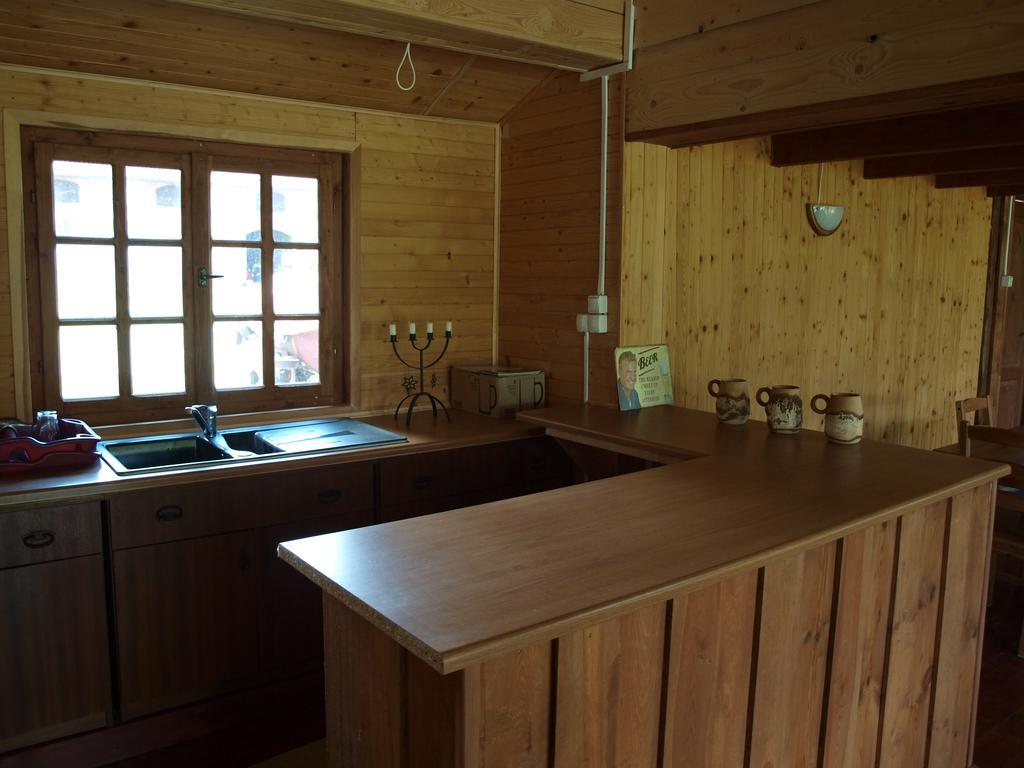Dworek Szarki Exterior photo